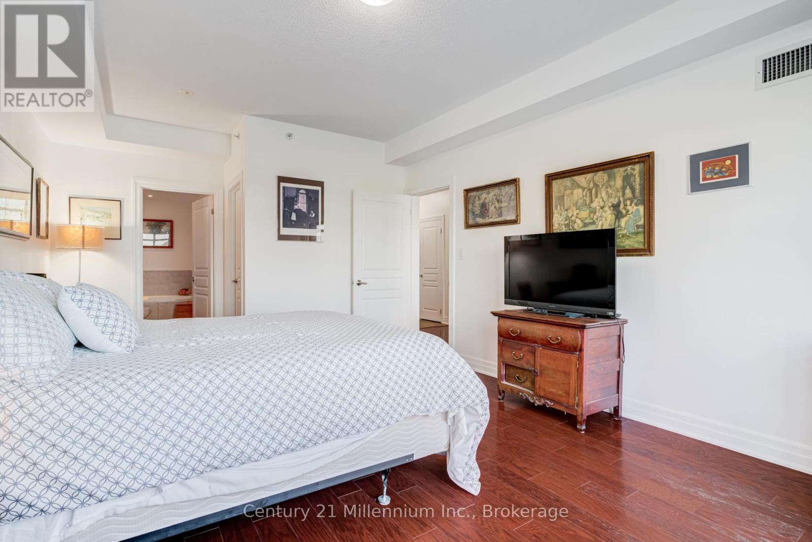 #209 1 SHIPYARD LANE - Image 21