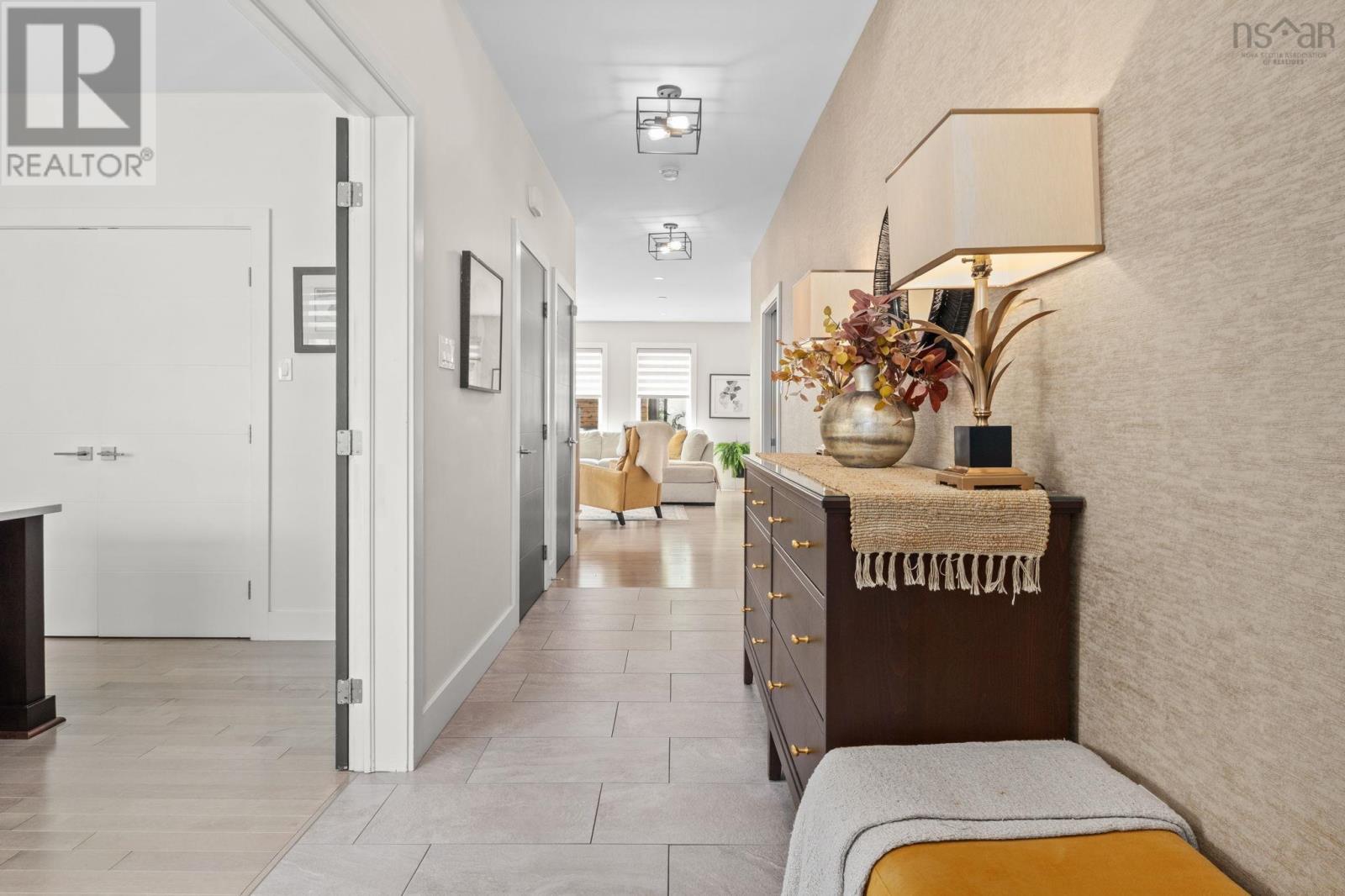 4 Crownridge Drive - 3
