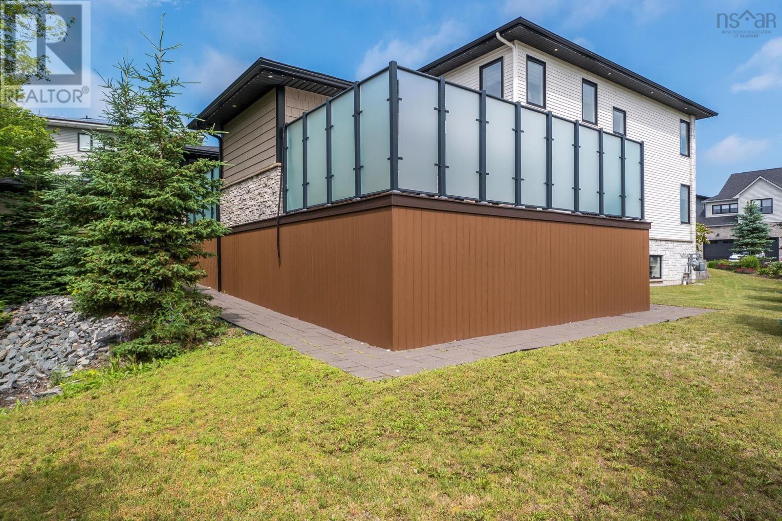 4 Crownridge Drive - 42