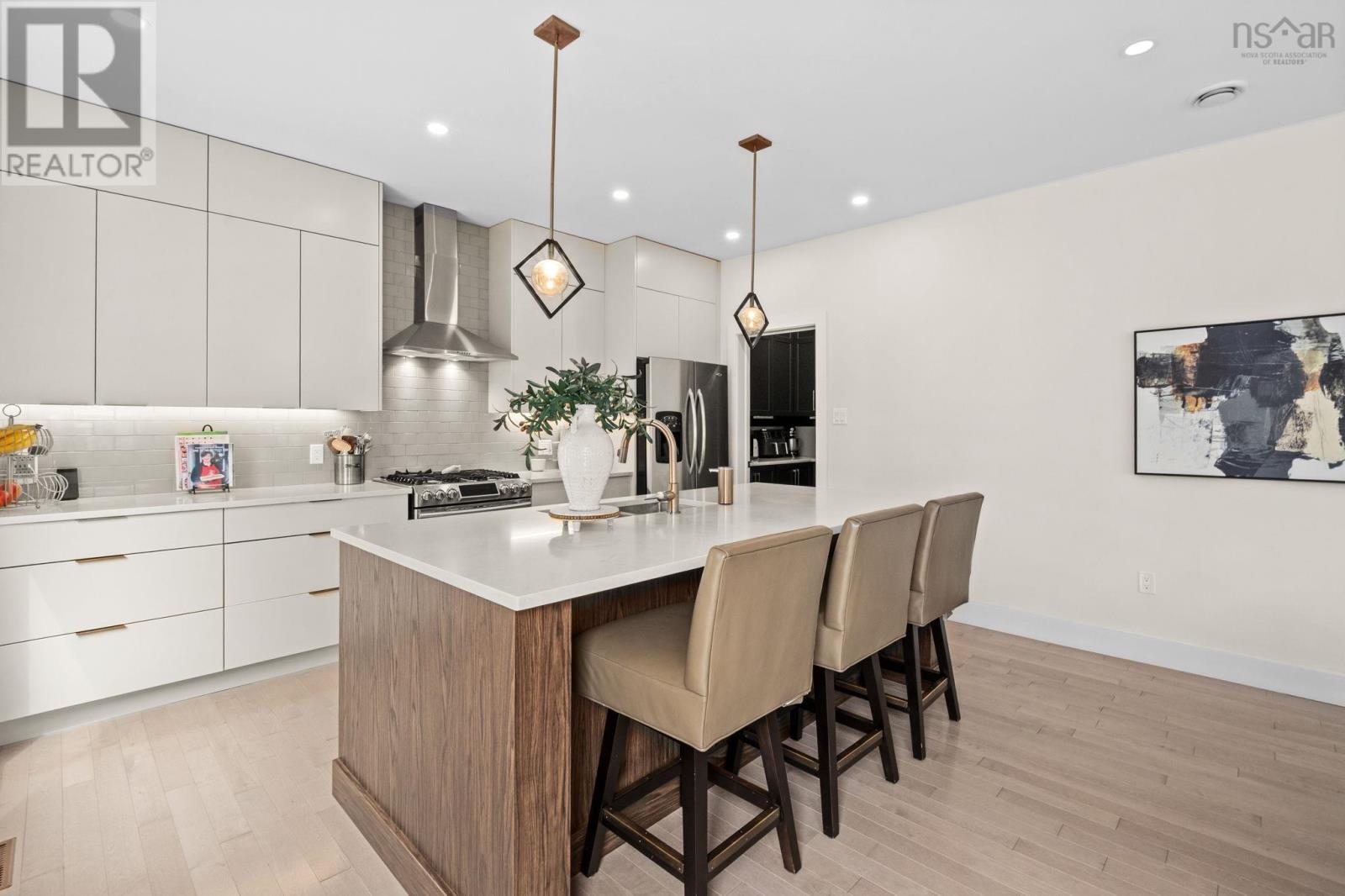 4 Crownridge Drive - 7