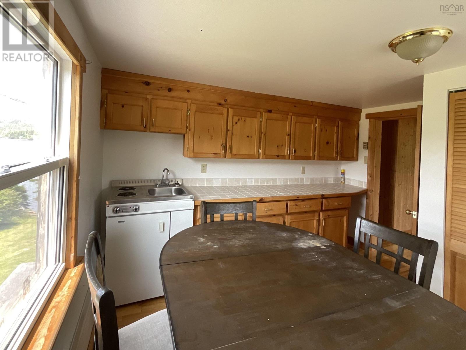 238 Cole Harbour Village Road - 17