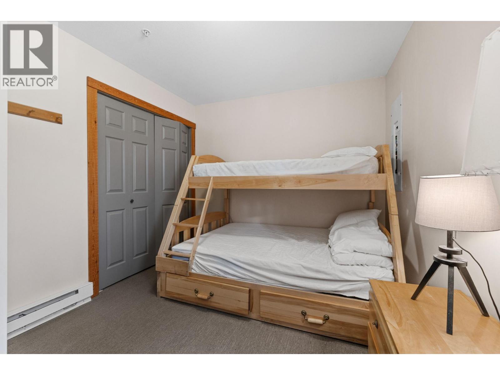 4879A Snowpines Road - 32