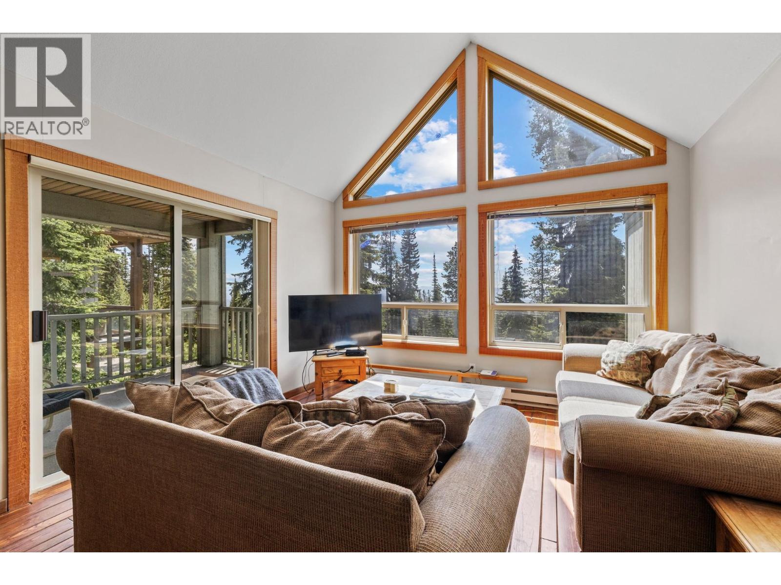 4879A Snowpines Road - 10