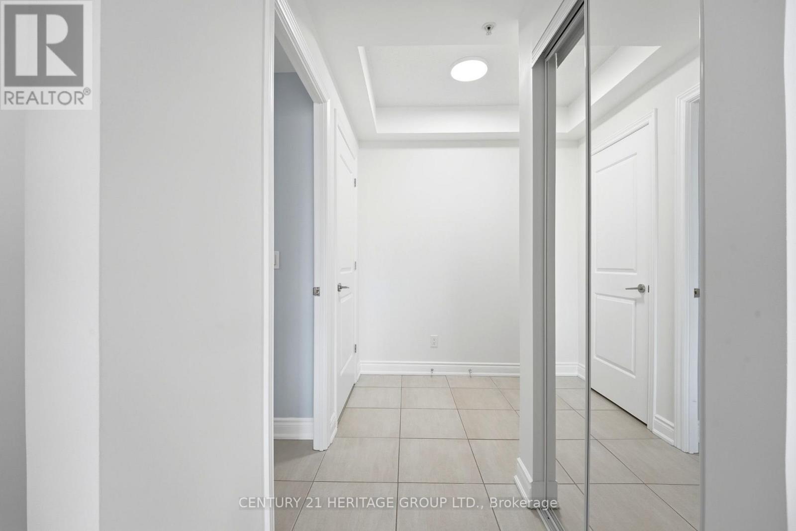 #1106B 9090 YONGE STREET - 8