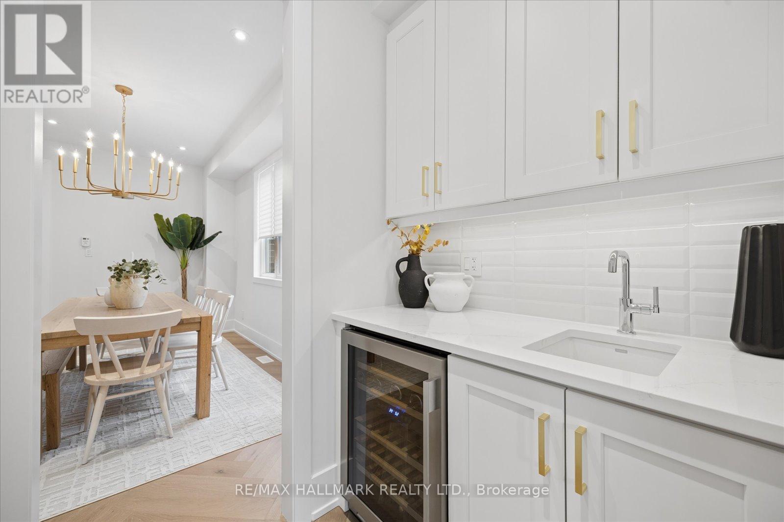 211 BUSATO DRIVE - 12