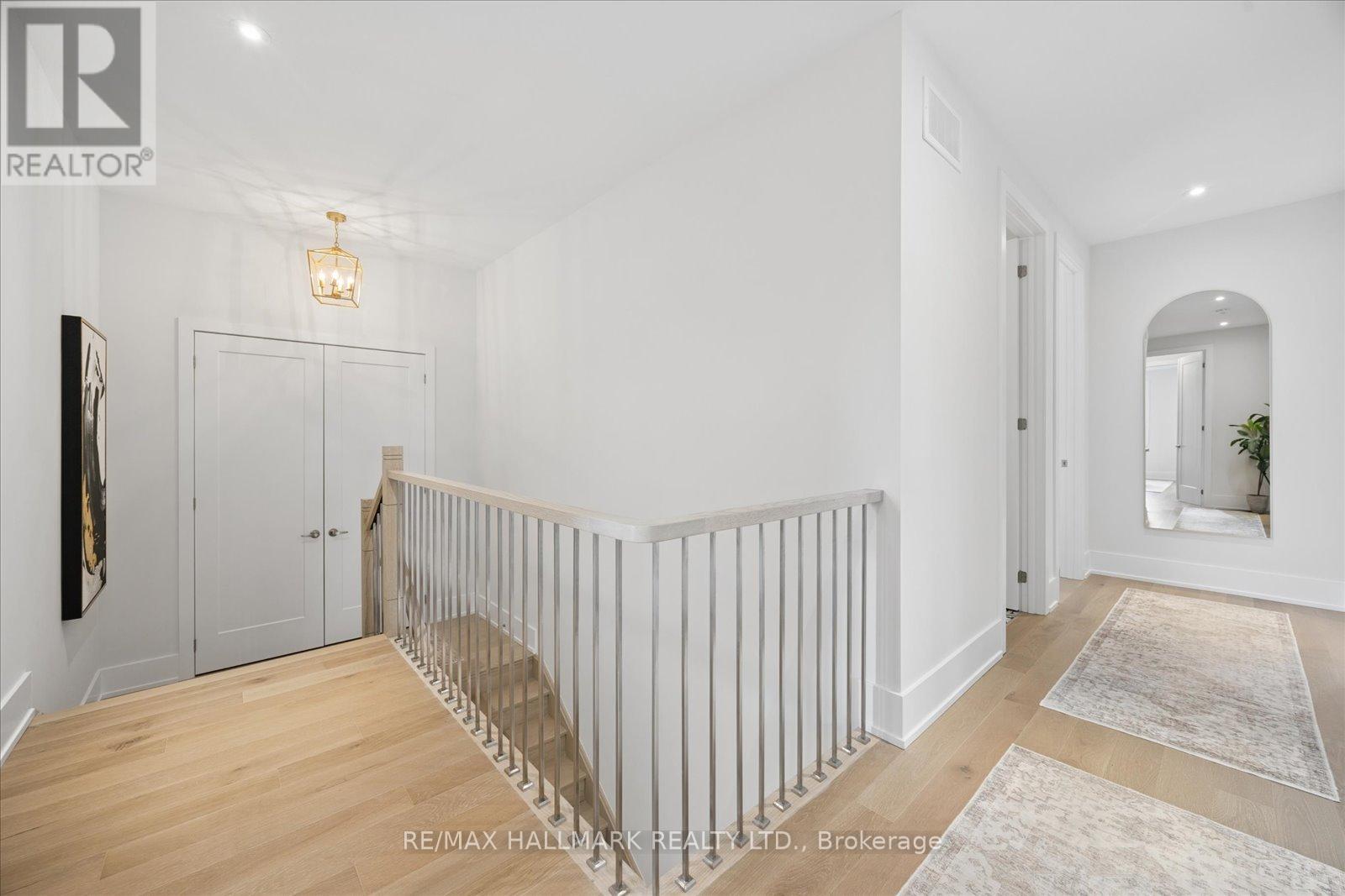 211 BUSATO DRIVE - 24