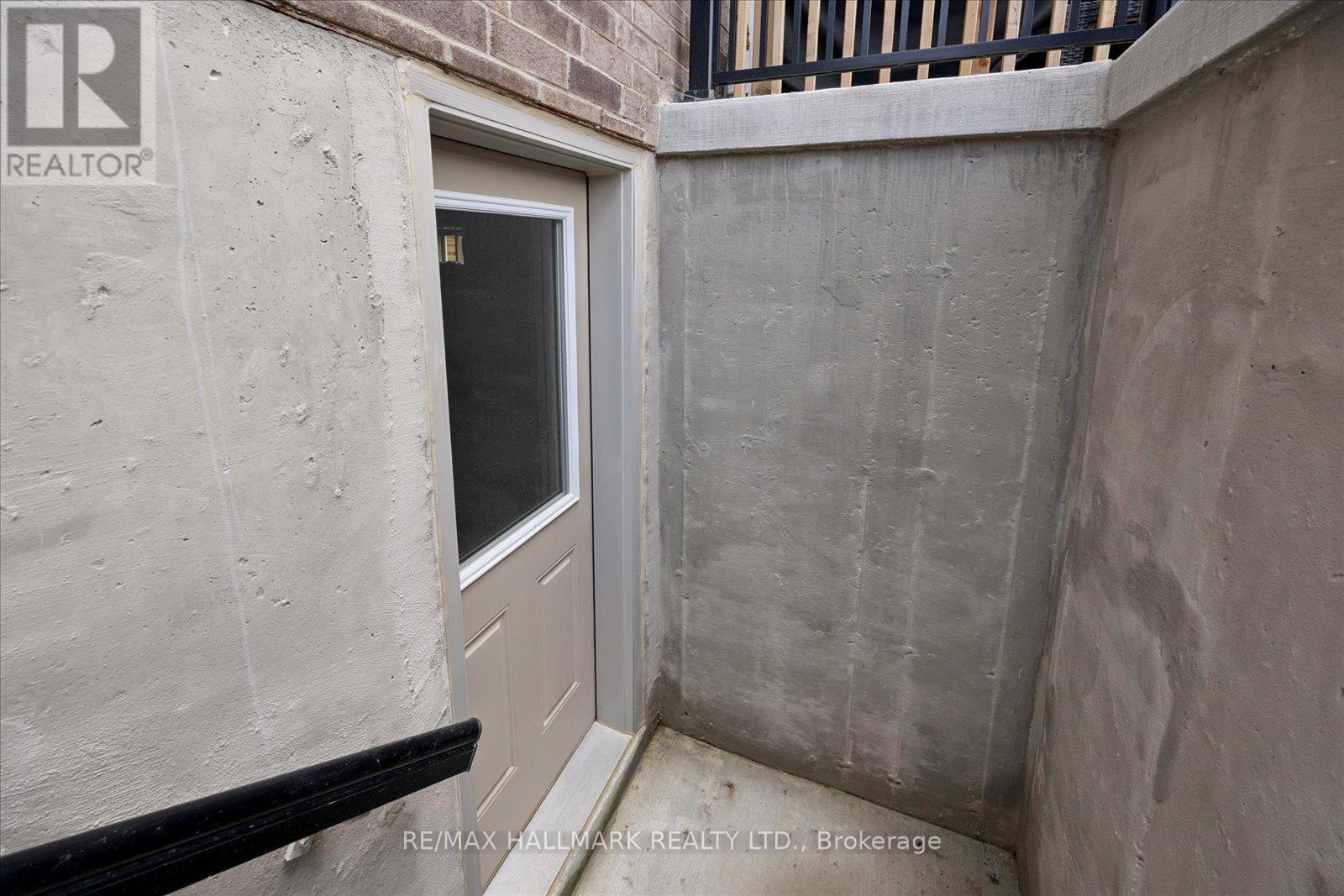 211 BUSATO DRIVE - 40