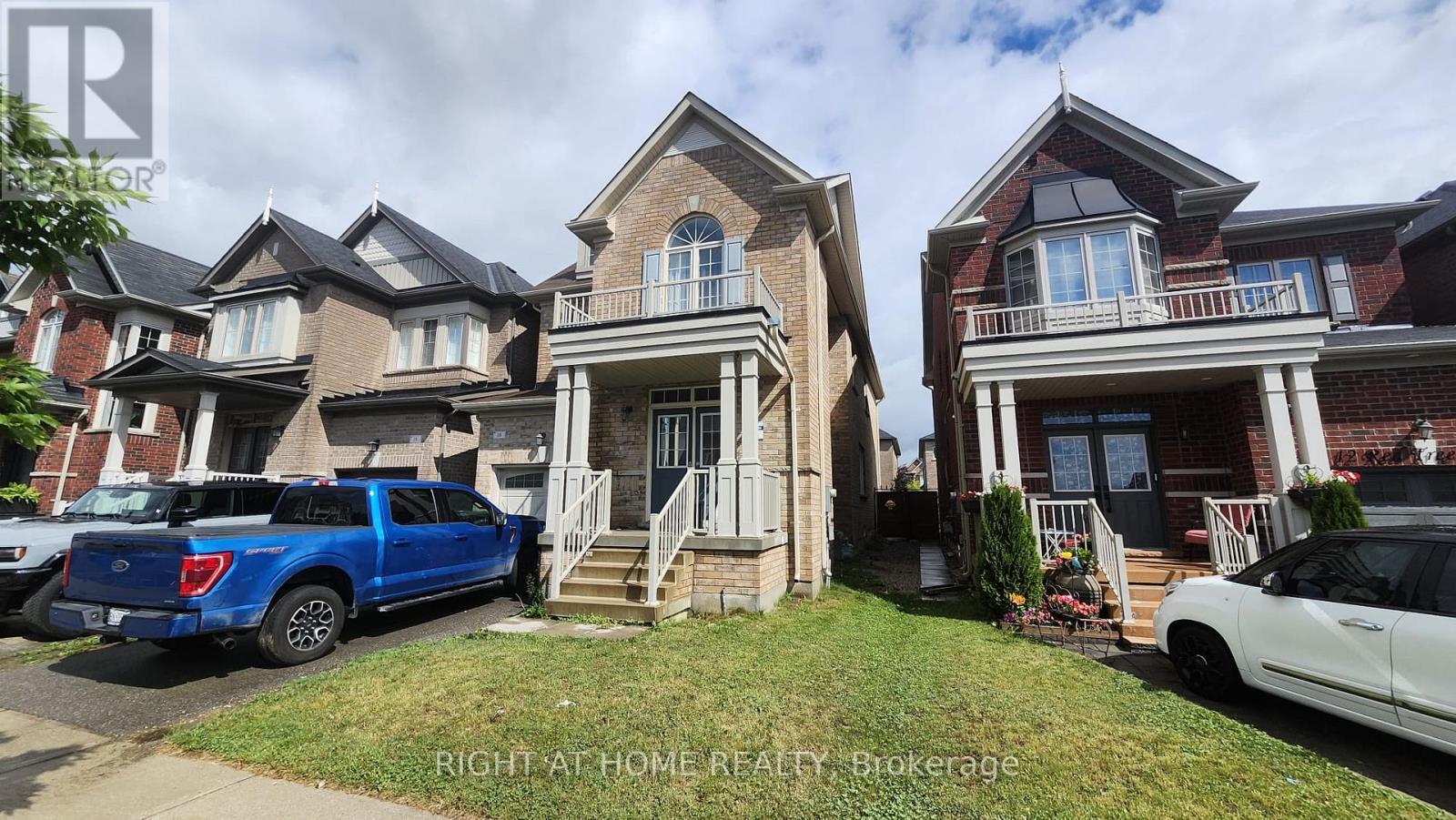 Listing photo of 16 RED TREE DRIVE
