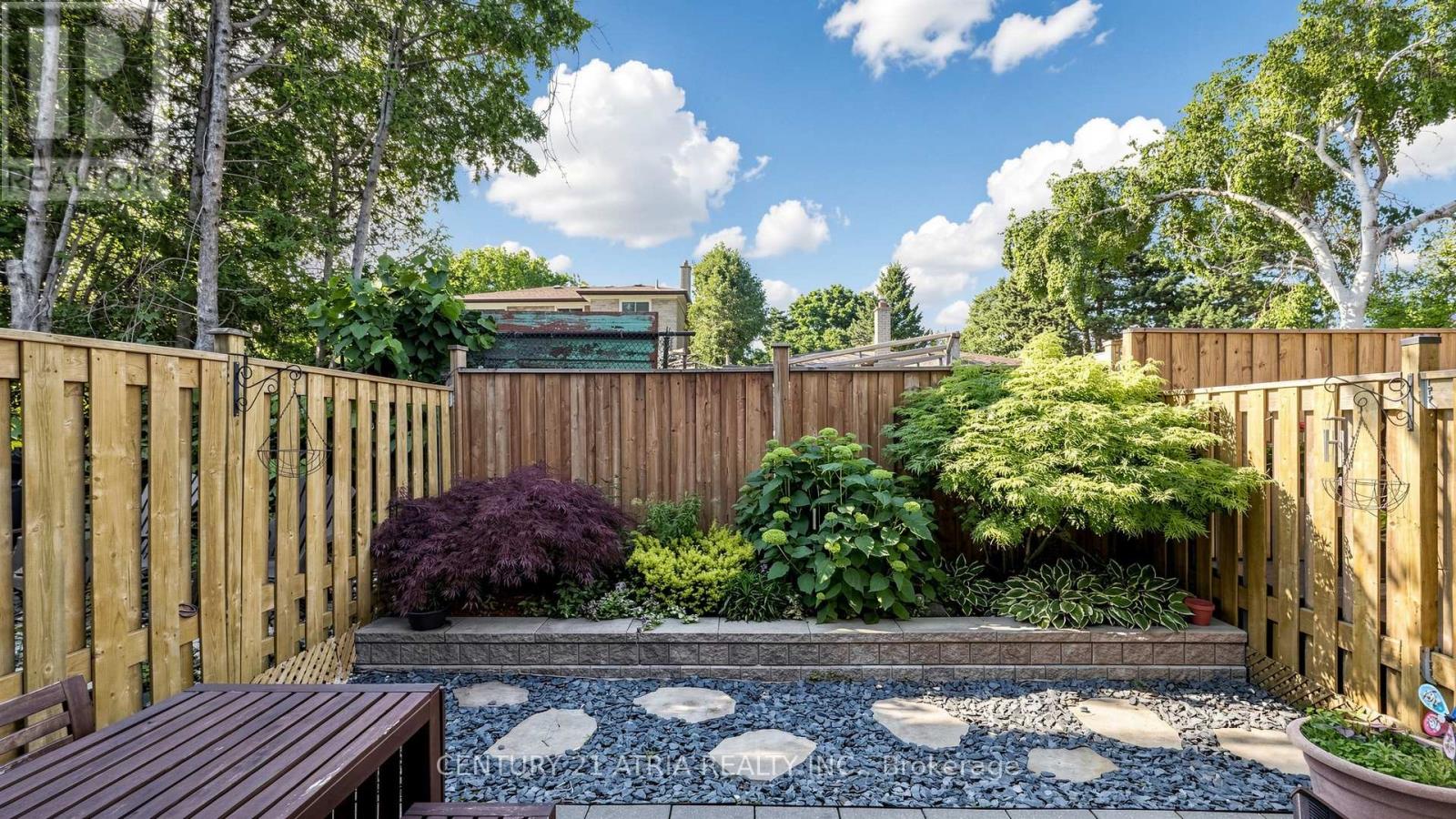 34 CURRAN HALL CRESCENT - 45
