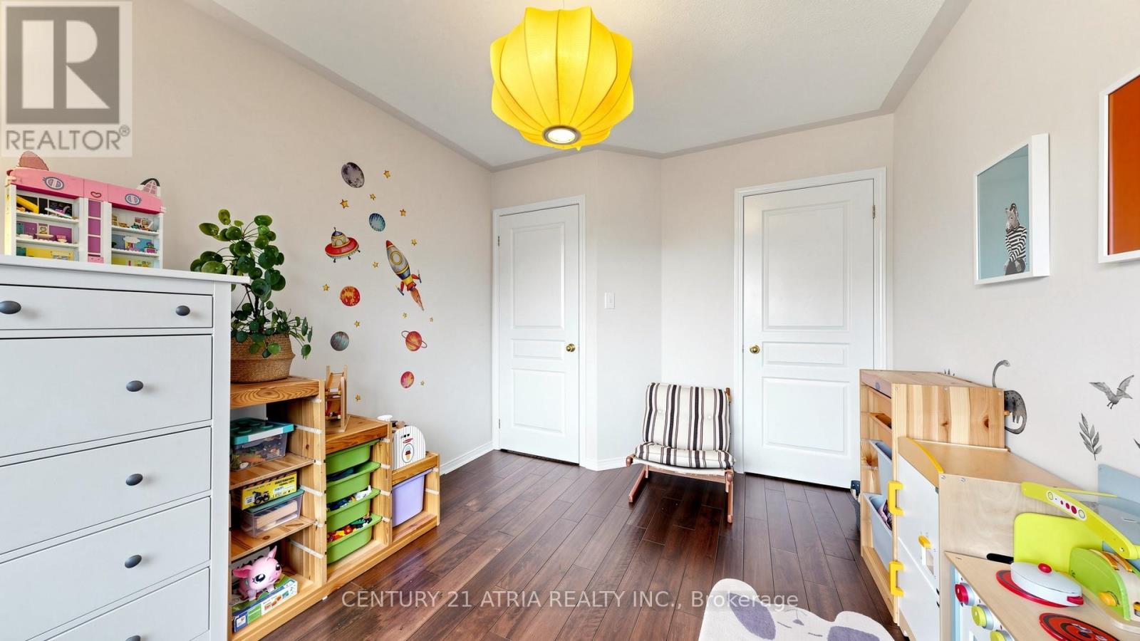 34 CURRAN HALL CRESCENT - 28