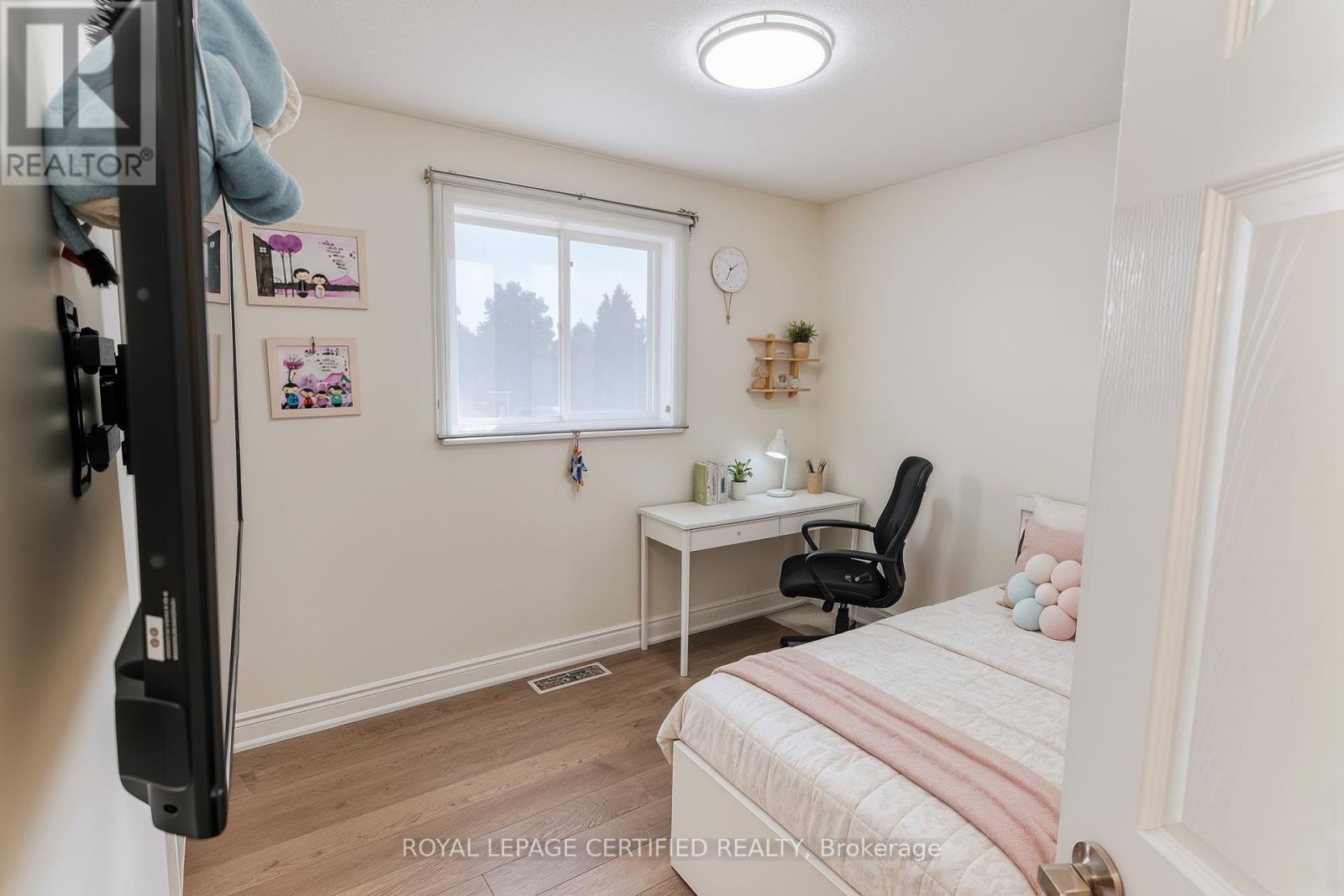 3891 FREEMAN TERRACE - 17