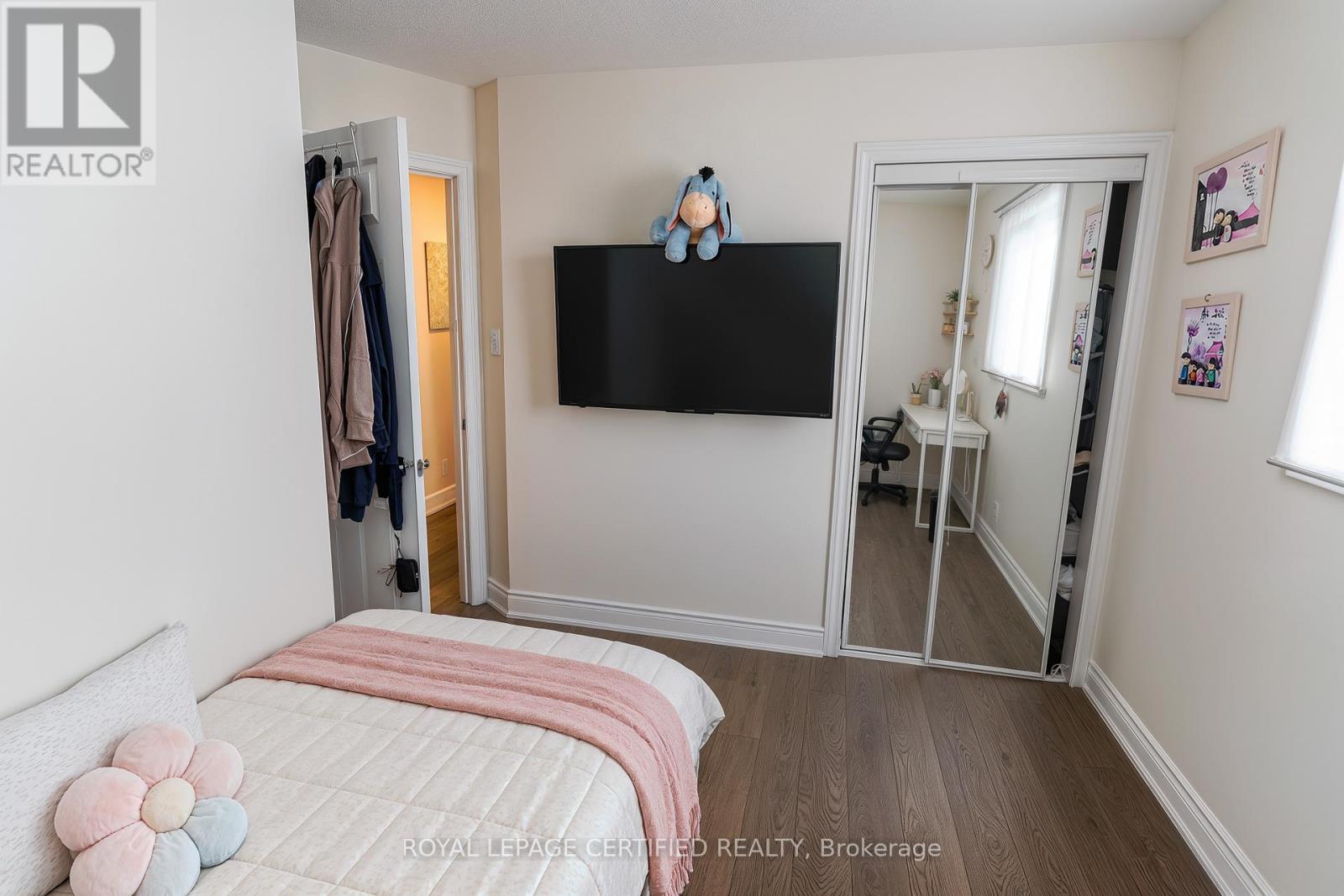 3891 FREEMAN TERRACE - 18