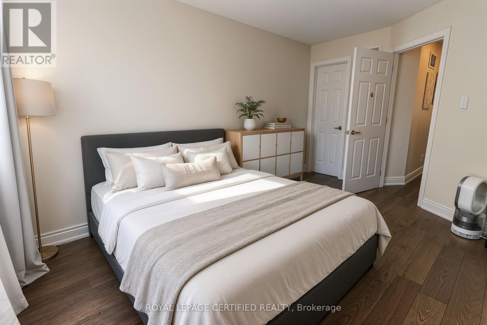 3891 FREEMAN TERRACE - 20