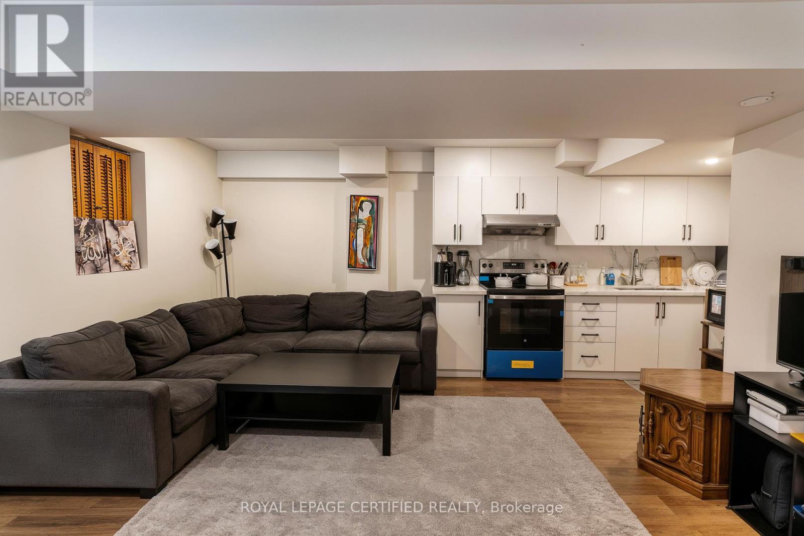 3891 FREEMAN TERRACE - 28