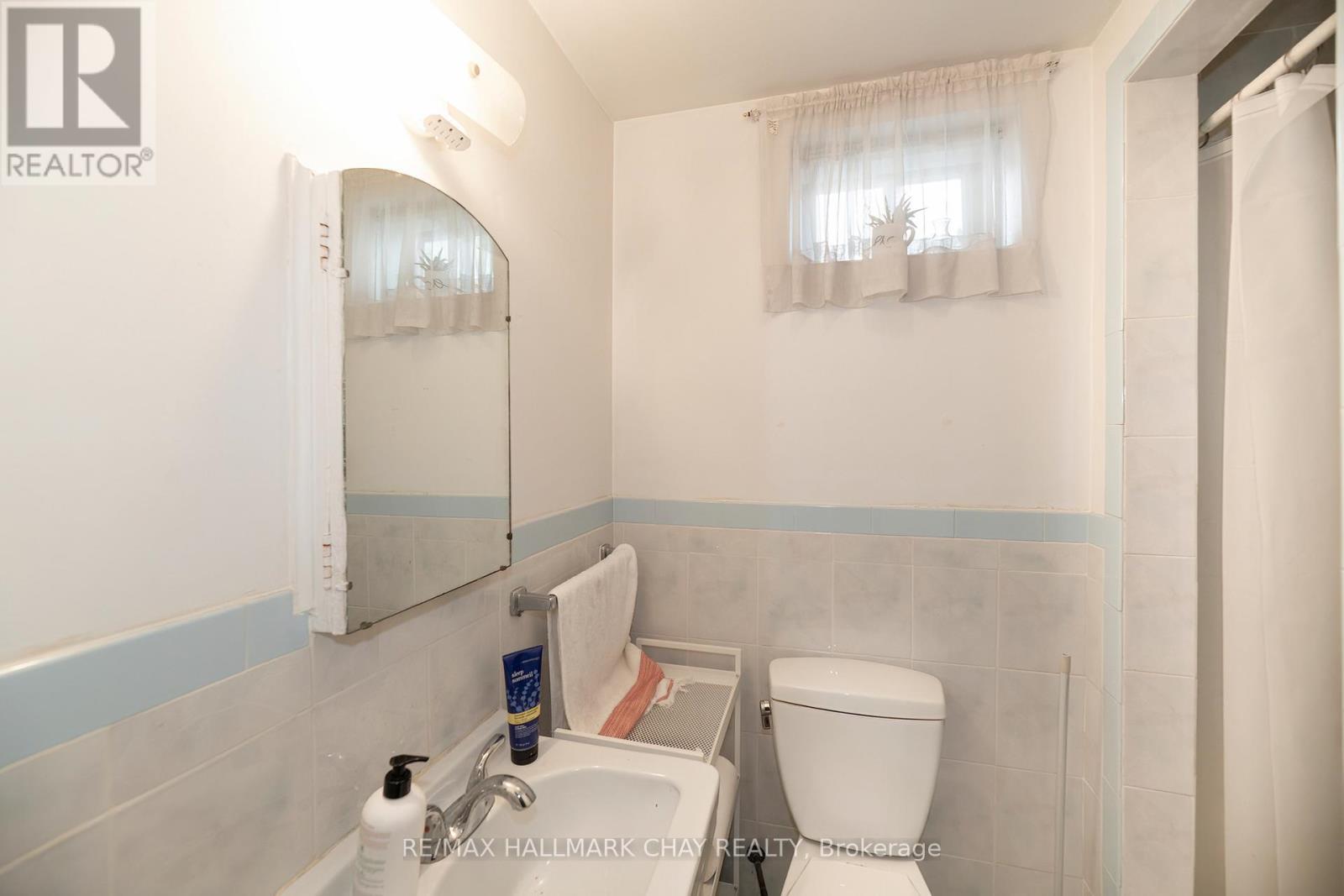 23 CHAPPEL HILL ROAD - 23