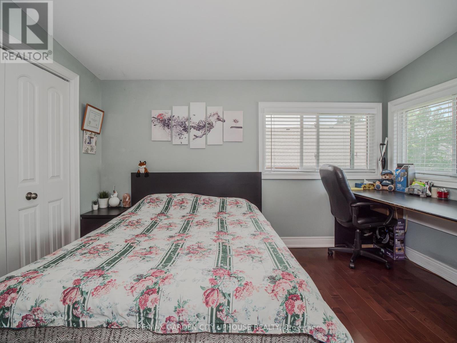 33 PARNELL ROAD - 11