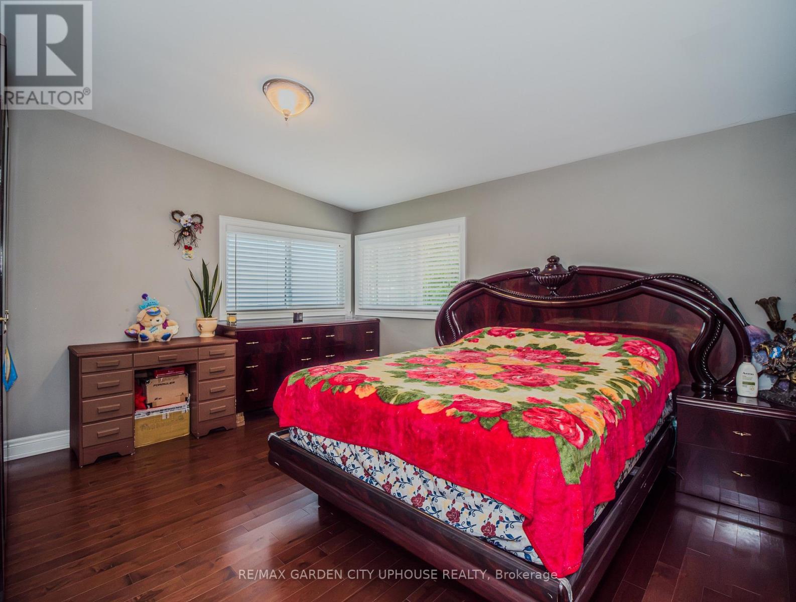 33 PARNELL ROAD - 12