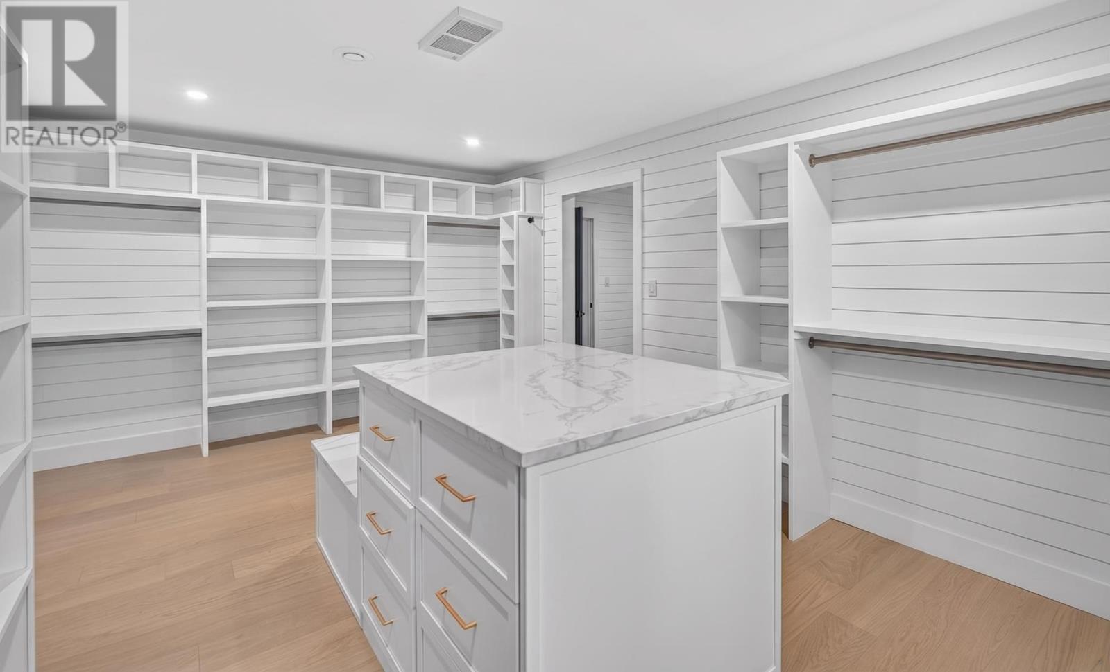 1685 Kingston Road, RTE 323 - Image 27