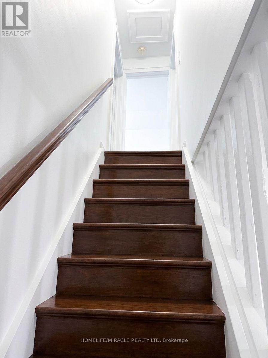 279 MOUNTAIN STREET - 11