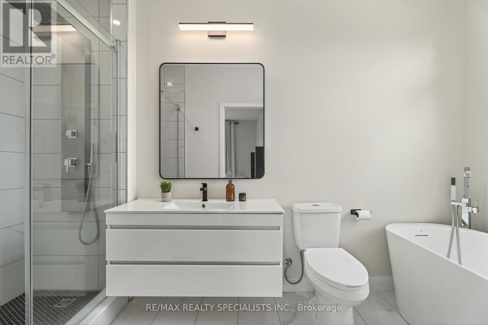 207 MONTFORT STREET, Ottawa. Luxury613. By Peter Sagos - Image 13