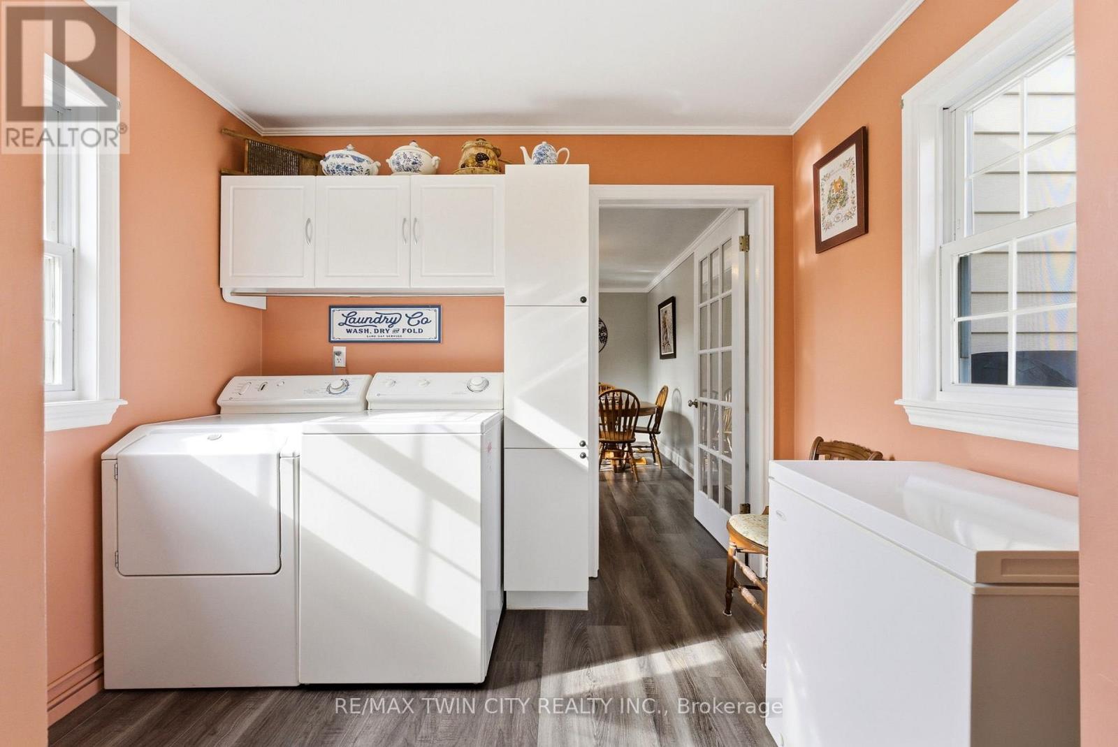 9 WILLOW STREET - Image 7
