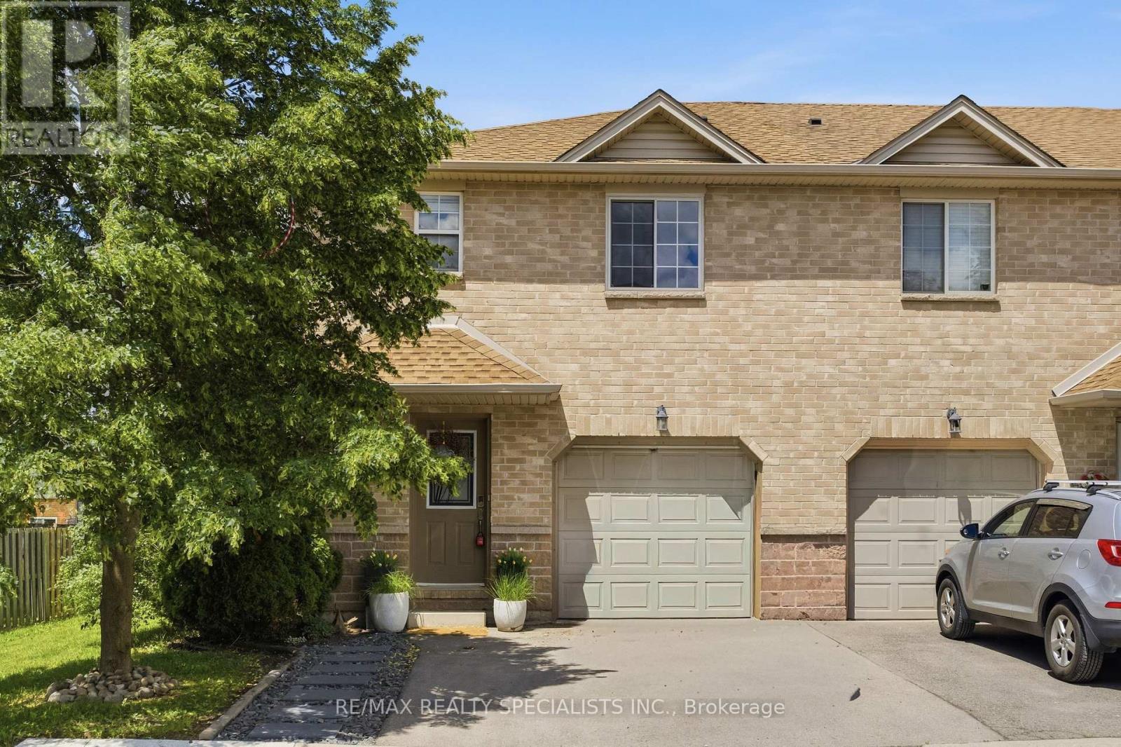 Photo of 39 Pinewoods Drive