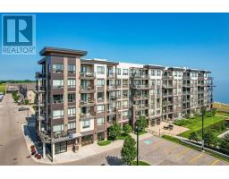 206 - 40 ESPLANADE LANE