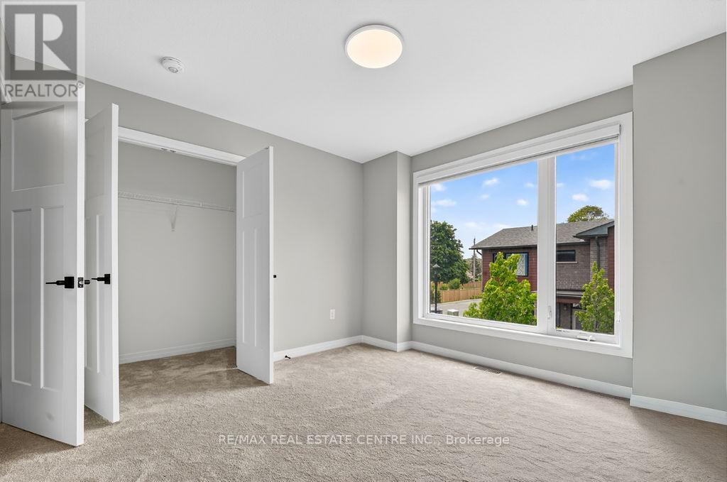 #9 264 BLAIR ROAD - 40