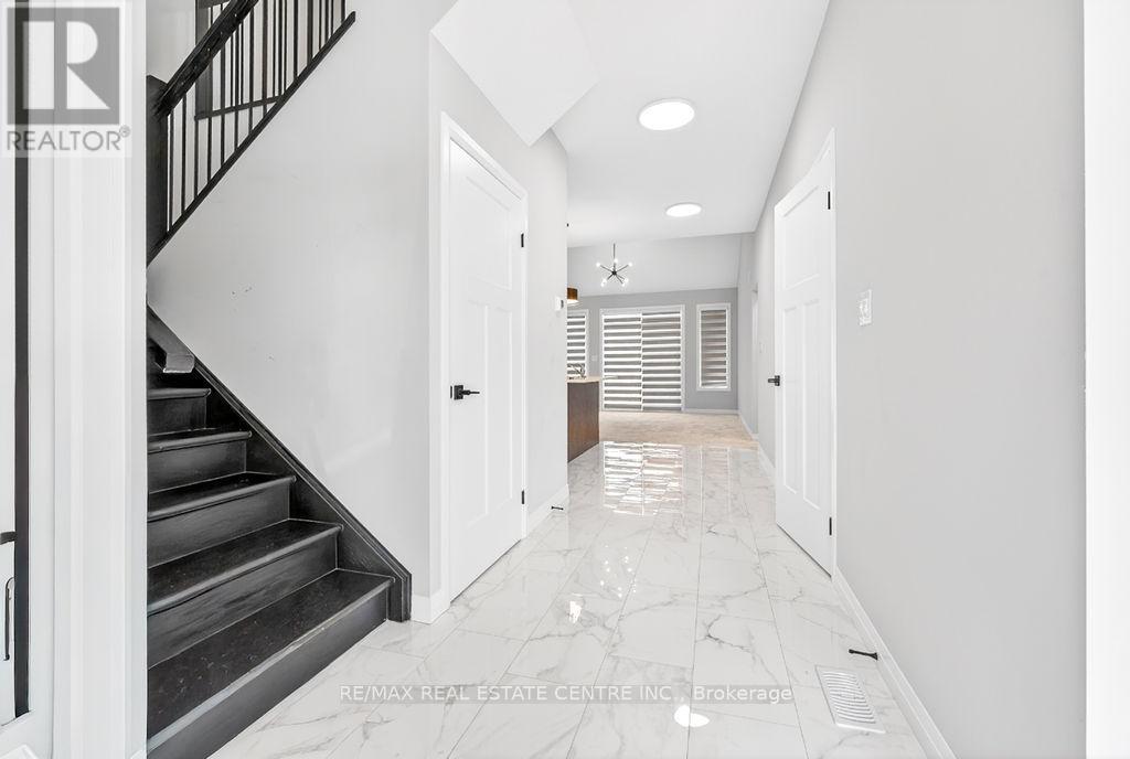 #9 264 BLAIR ROAD - 6