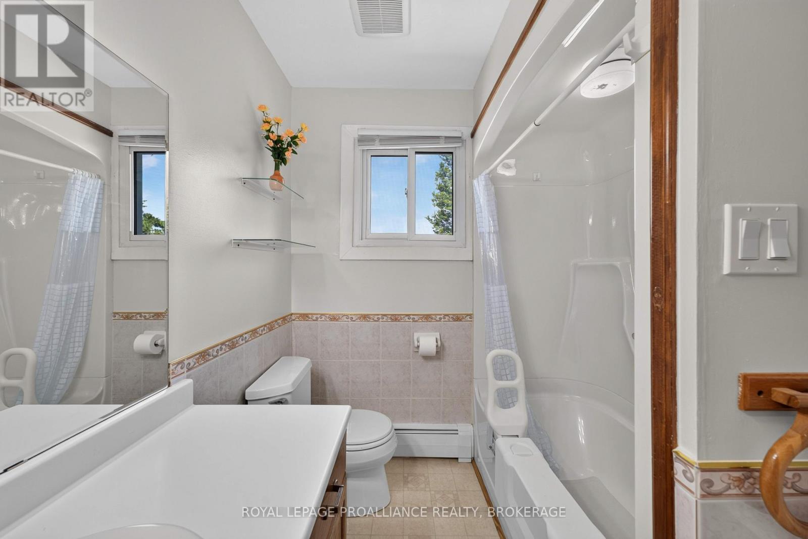 1445 ALEY STREET - Image 25