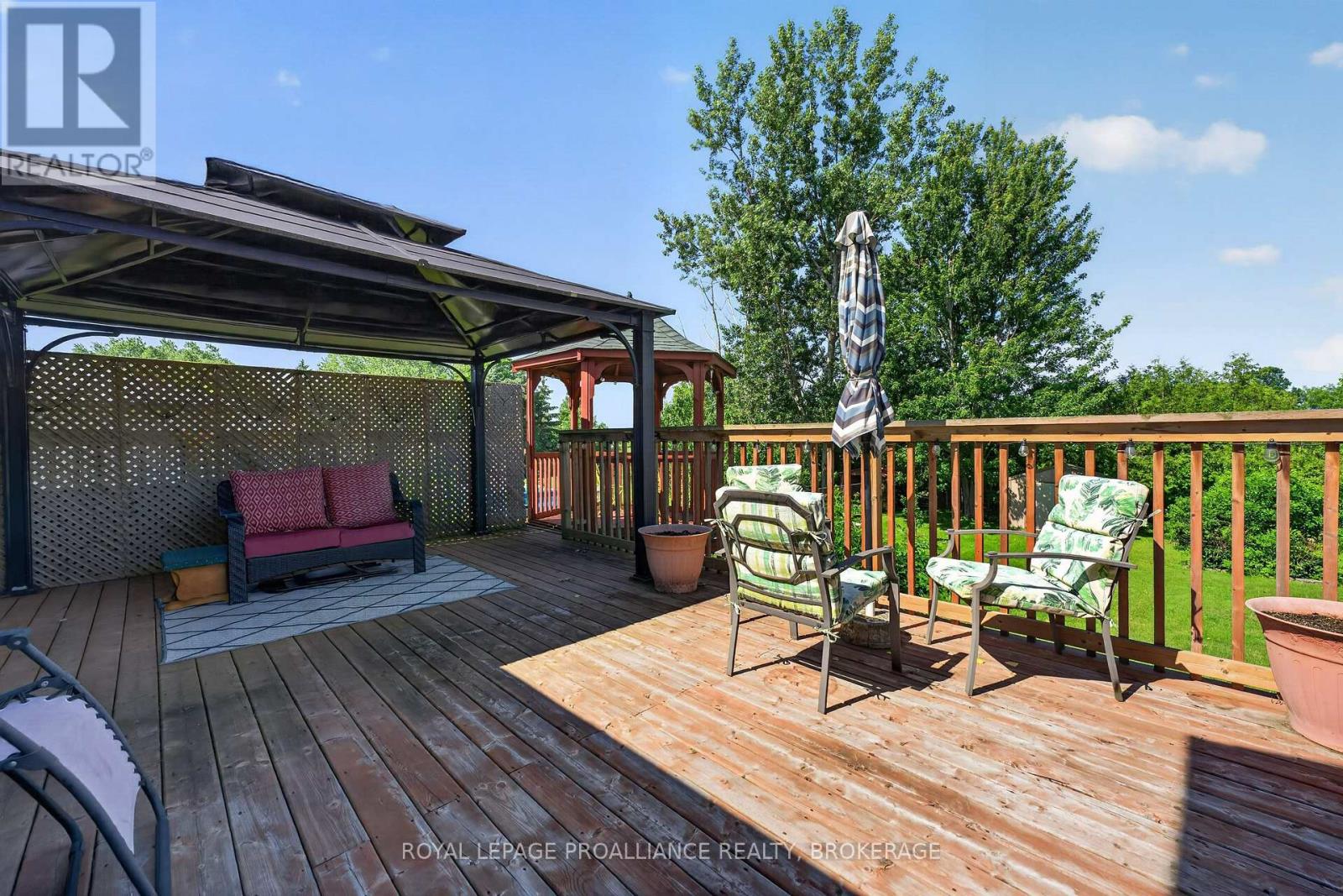 1445 ALEY STREET - Image 32