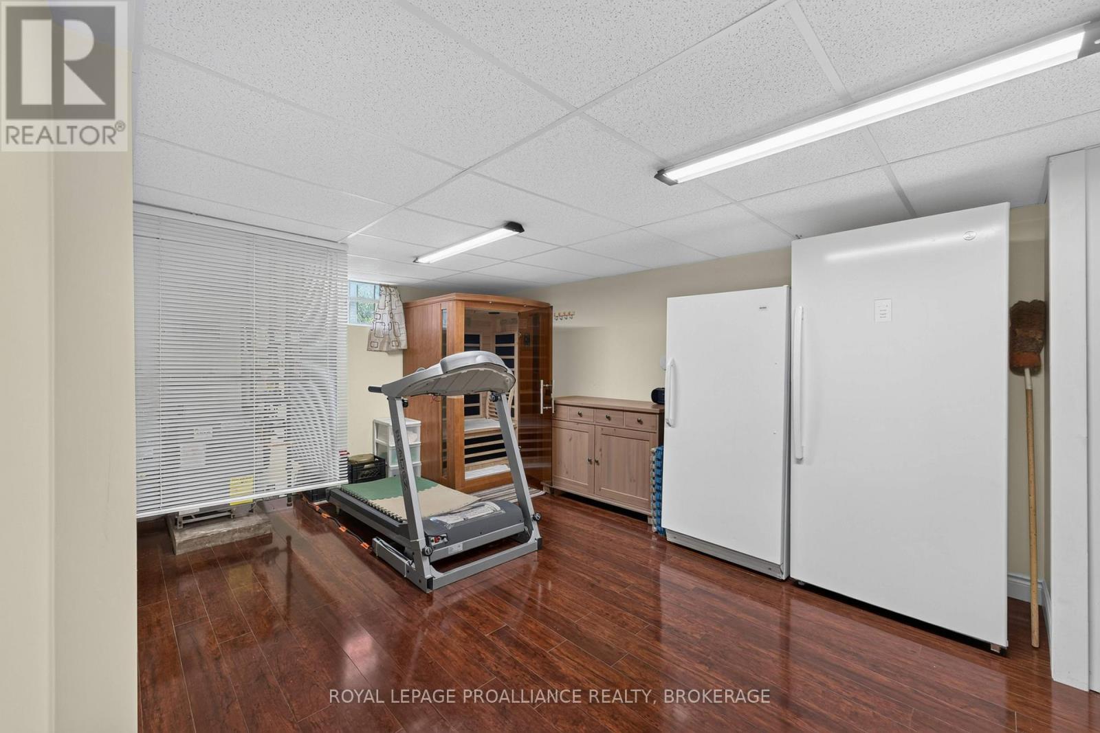 1445 ALEY STREET - Image 29