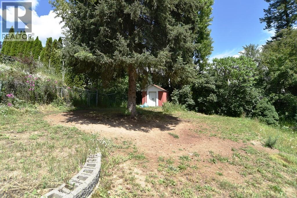 1765 3B Highway, Fruitvale