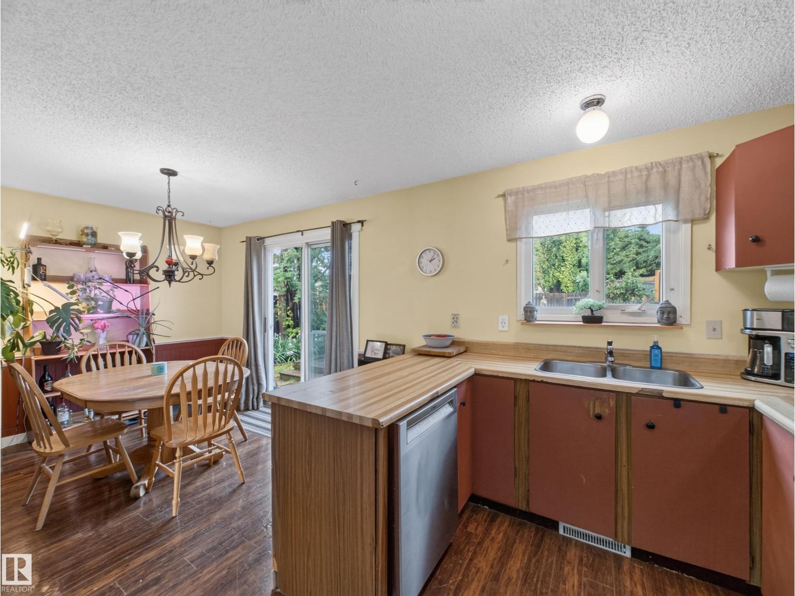 3503 42A AV NW - 16