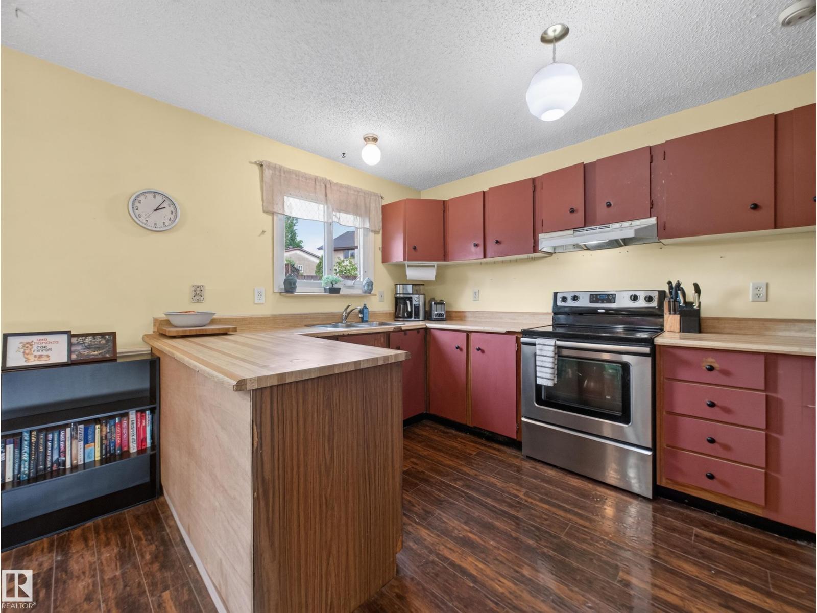 3503 42A AV NW - 10