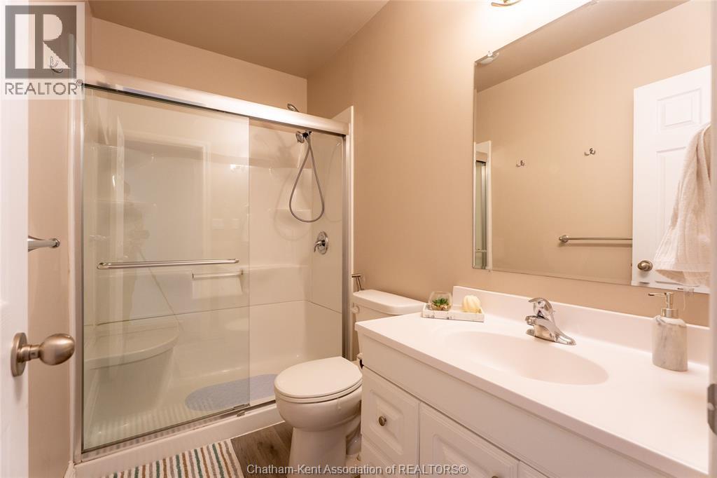 30 St Michael AVENUE - 26