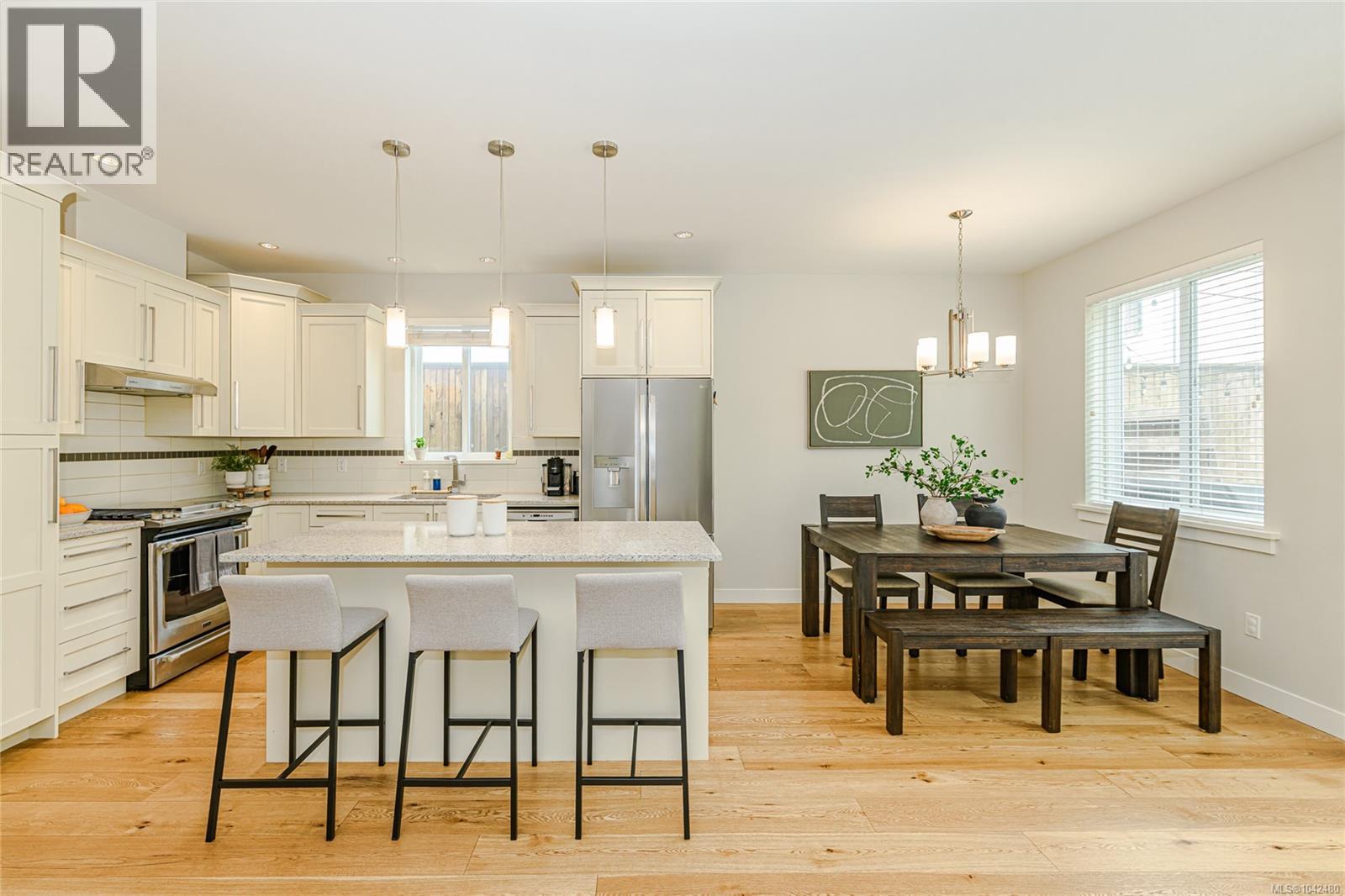 2922 Burlington Cres, Langford — photo 3
