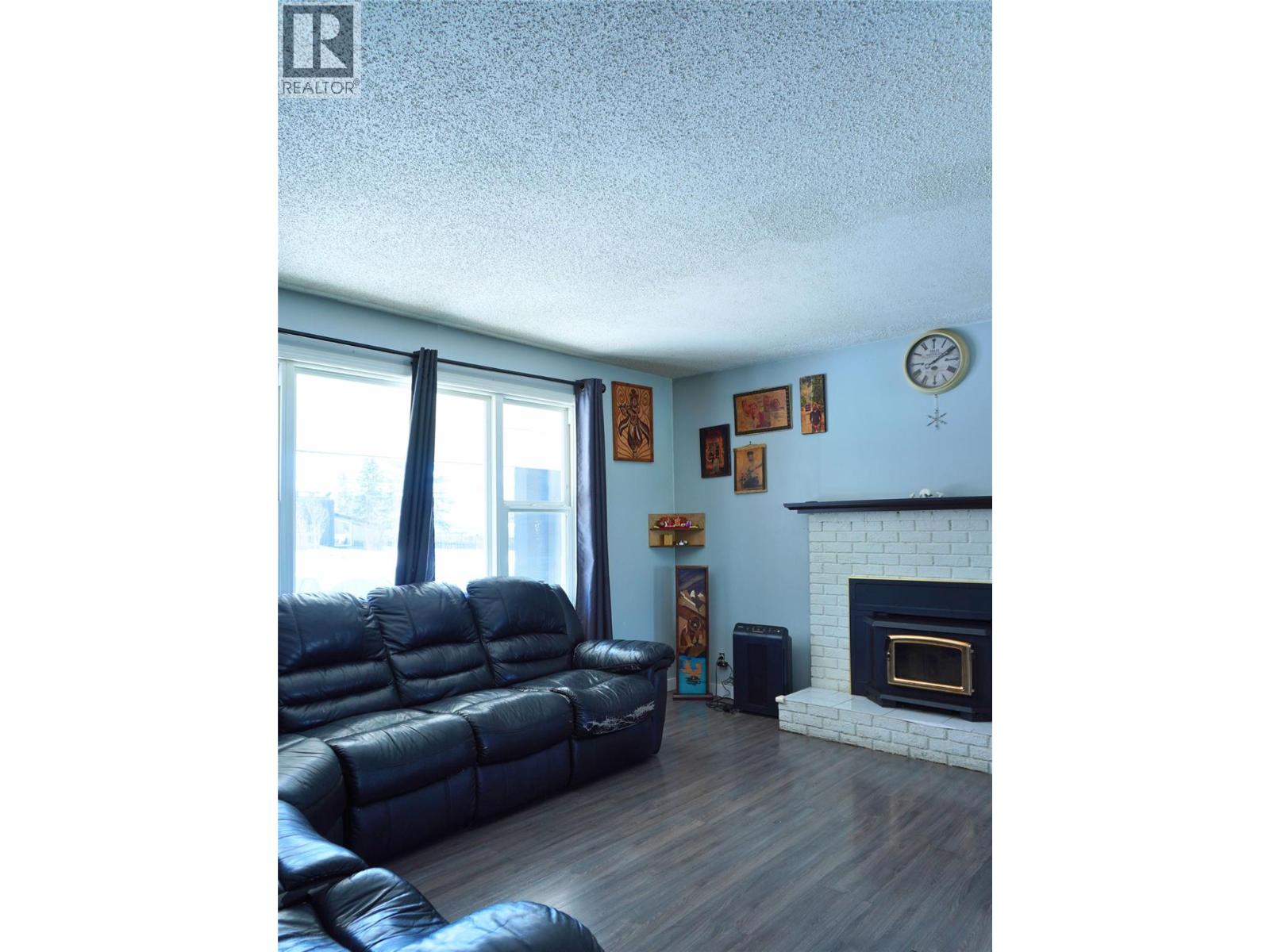 1920 108 Avenue, Dawson Creek