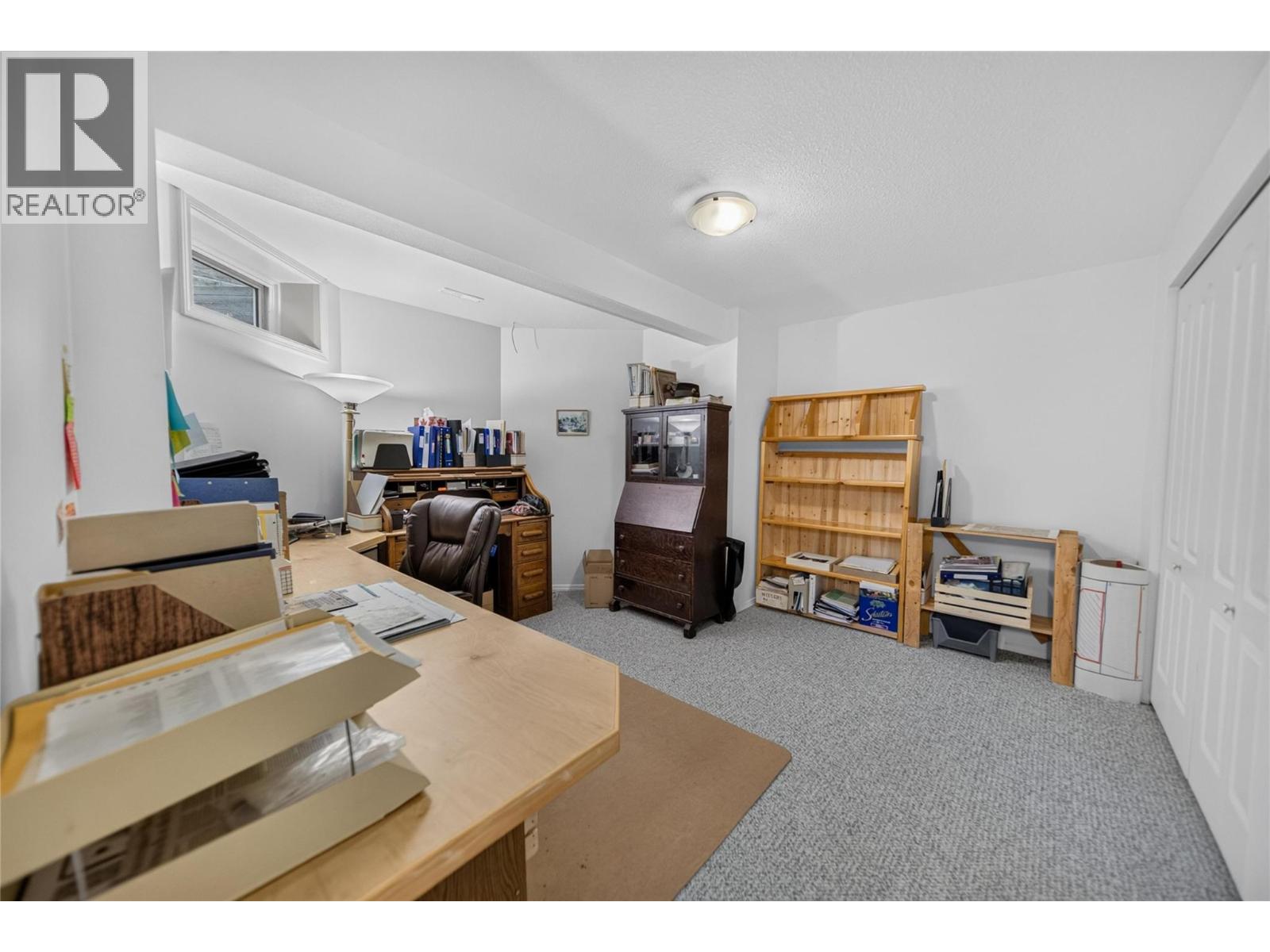 2916 Edgewood Drive, Cranbrook