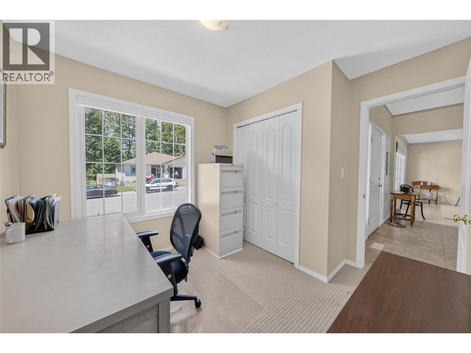 2916 Edgewood Drive, Cranbrook