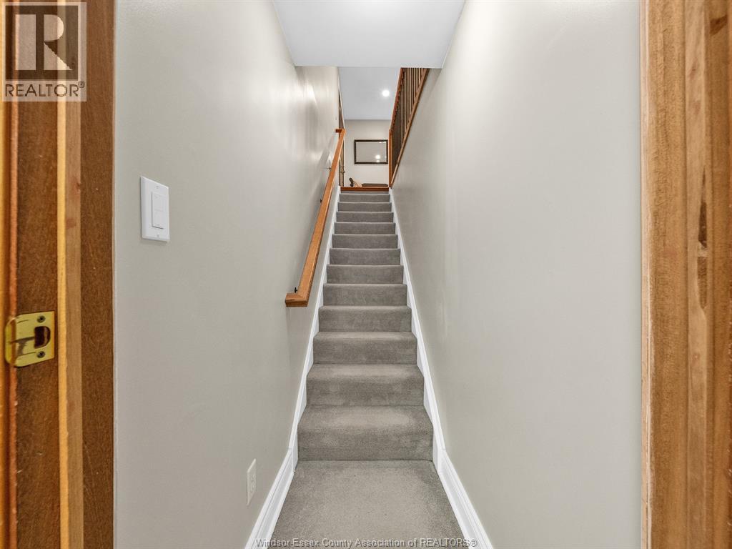 7 LONGBEACH DRIVE - 39