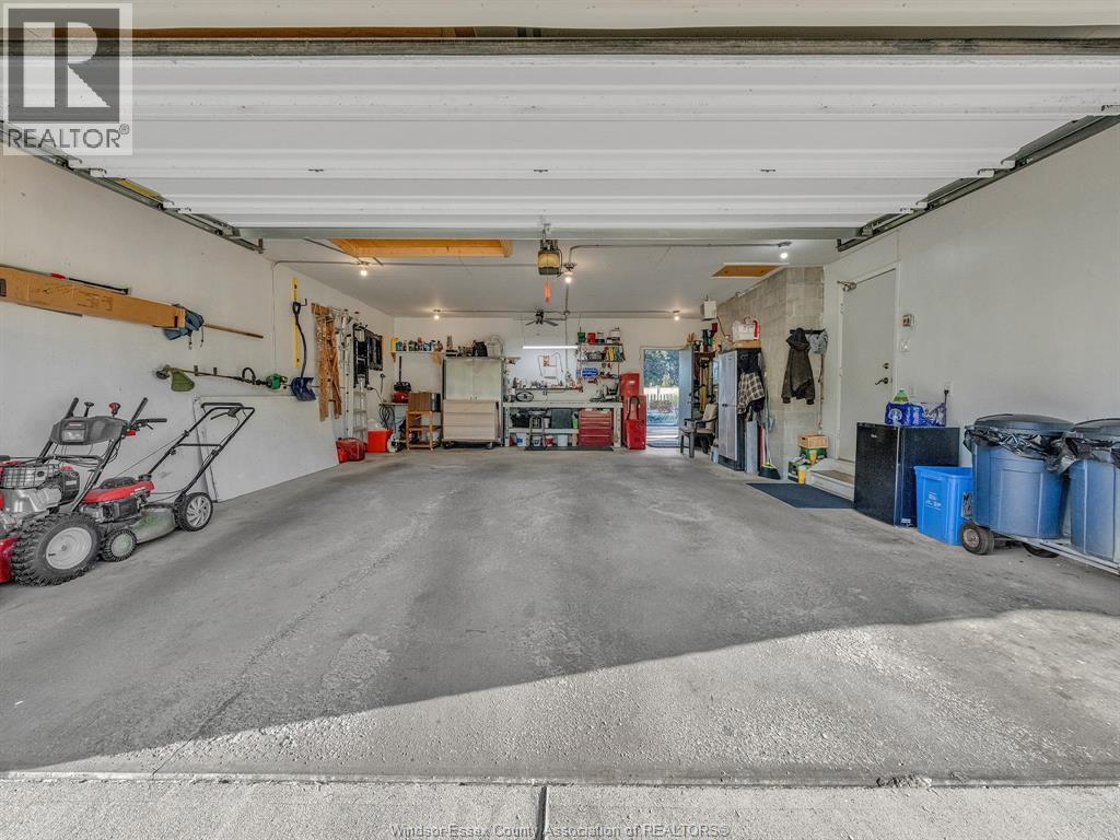 7 LONGBEACH DRIVE - 40