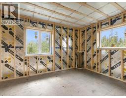 572 Robinson Subdivision, Whitehorse South, YT Y1A6S3 Photo 29