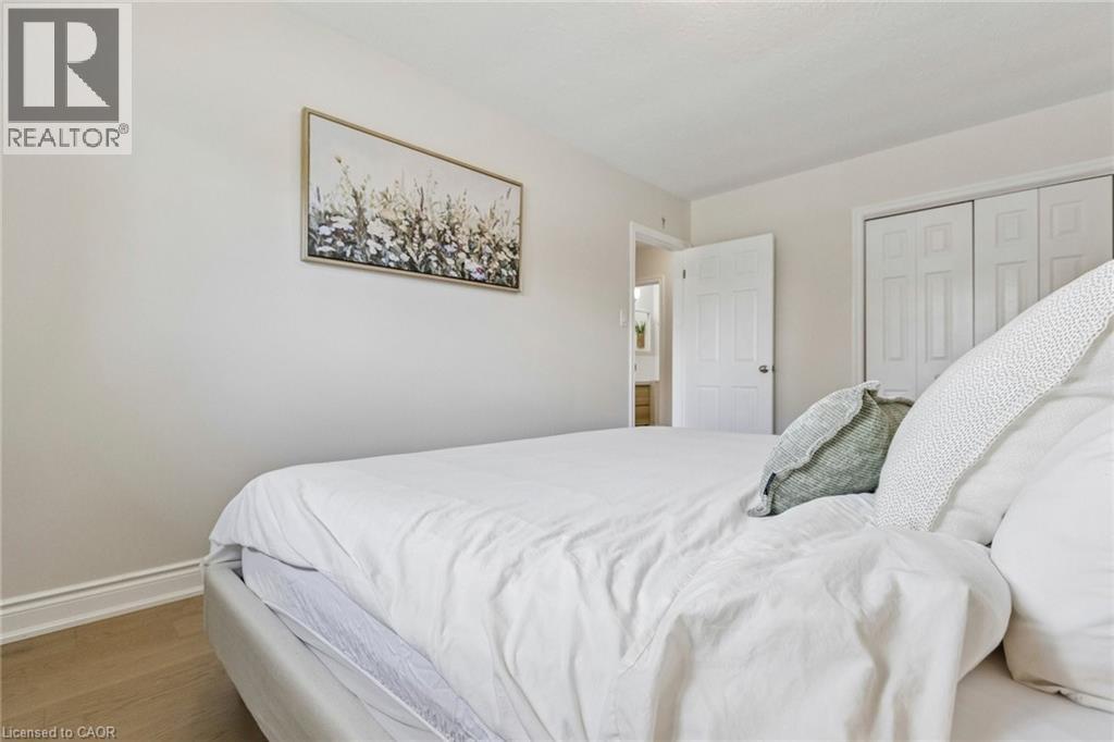 130 HUDSON Crescent - Image 14