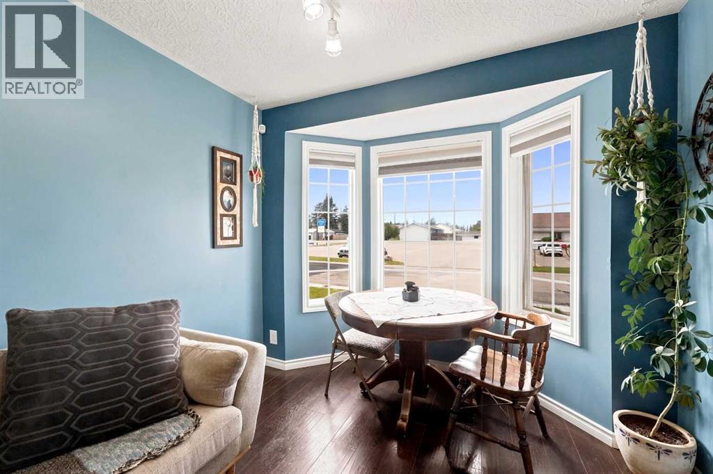 4707 44 Street - 7