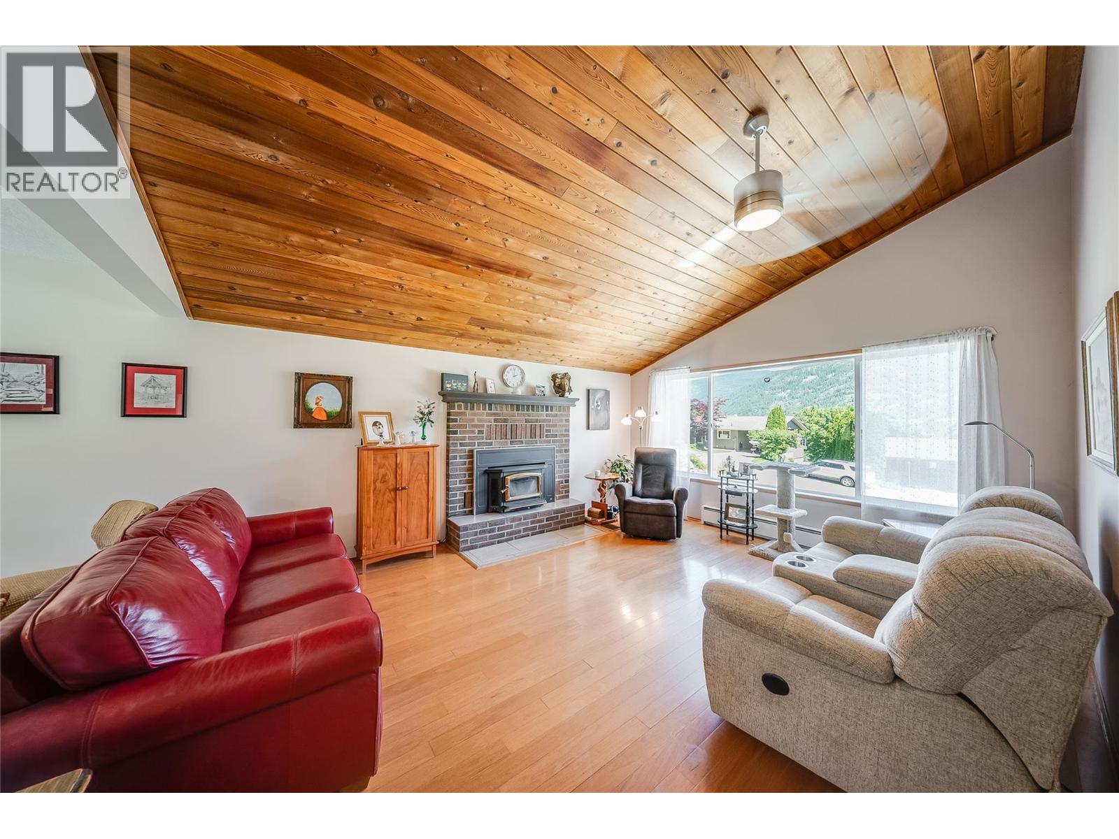 3404 Southridge Drive, Castlegar
