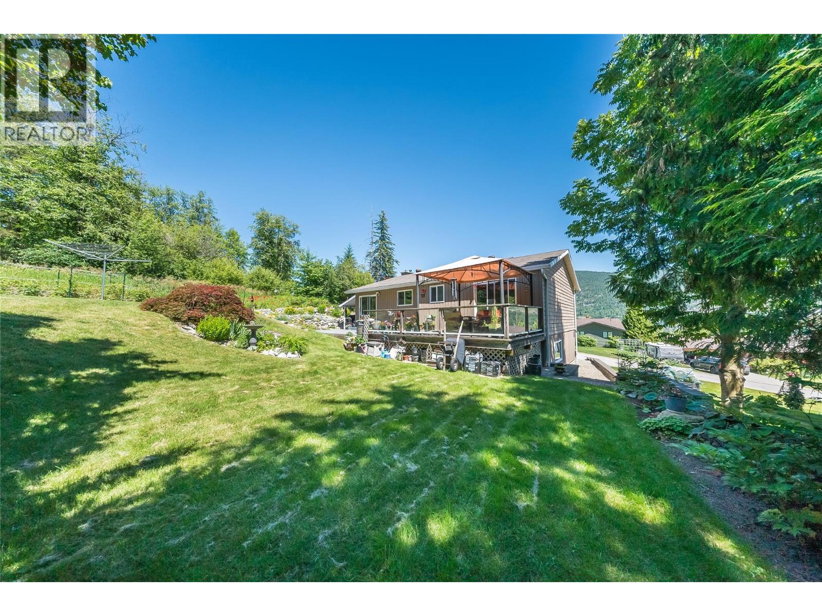 3404 Southridge Drive, Castlegar