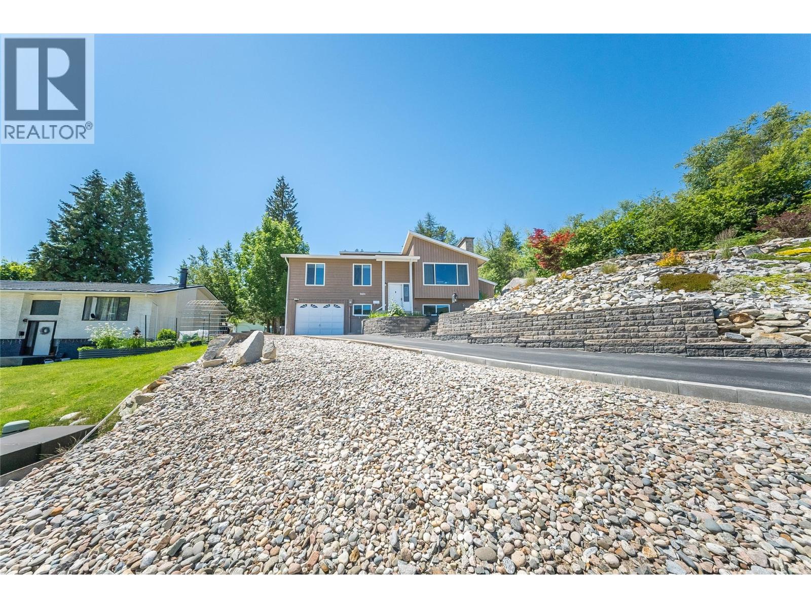 3404 Southridge Drive, Castlegar