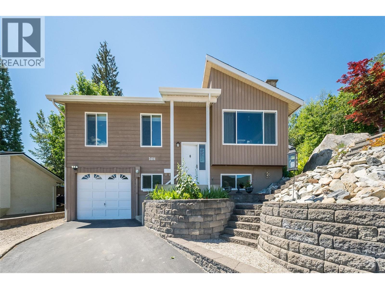 3404 Southridge Drive, Castlegar