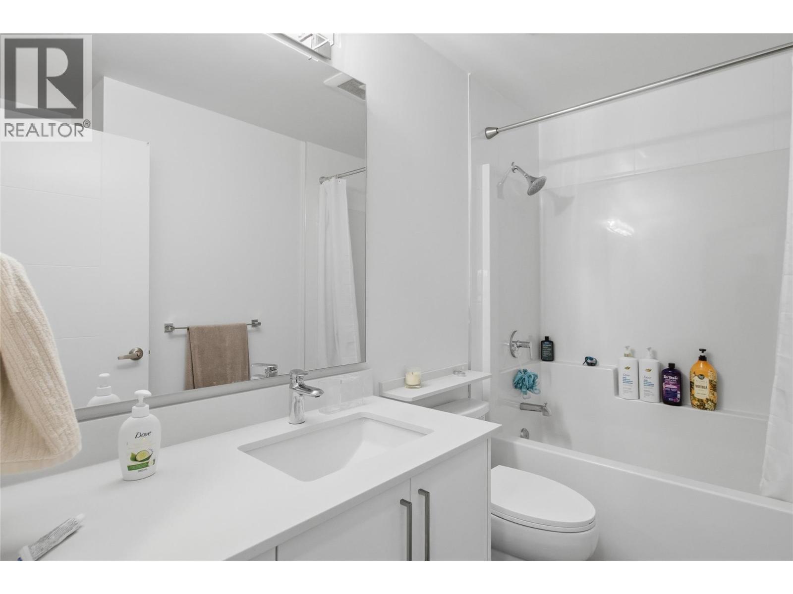 #216 2046 ROBSON Place - 18